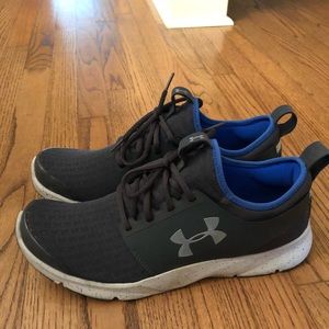 Under Armour mens gym shoes